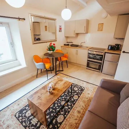 Apartment Flats *